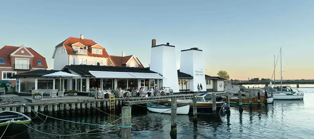Billede af en restaurant indendørs